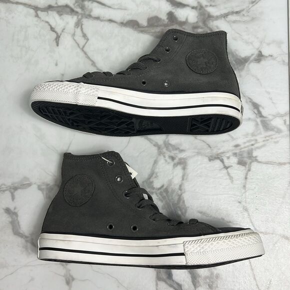 NWT Converse All Stars Gray Suede with Matching Gray Laces Unisex Women’s Size 6 - Picture 11 of 15